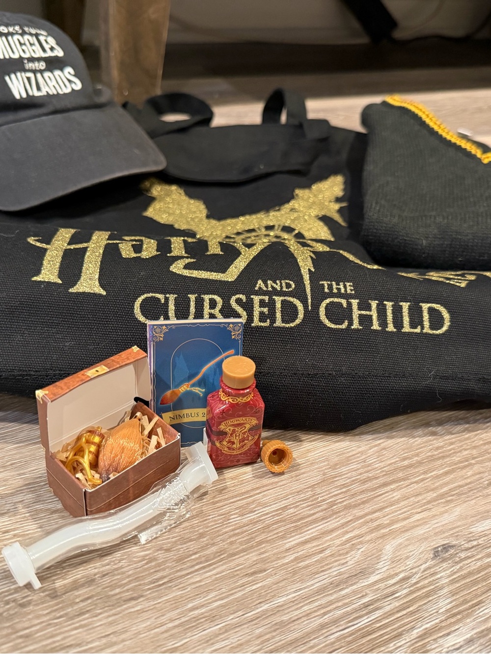 ALL things Harry Potter! Tote bag, sweater vest and hat!